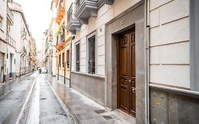Apartamento turístico con patio en el centro QH Plaza de la Trinidad